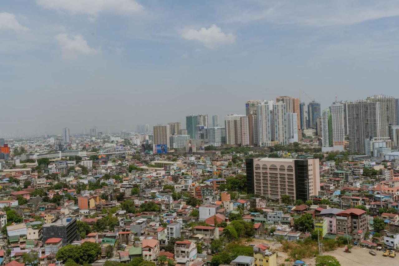 Uptown Parksuites Apartments Tower 2 Bgc By Ph Staycation Manila Exterior foto