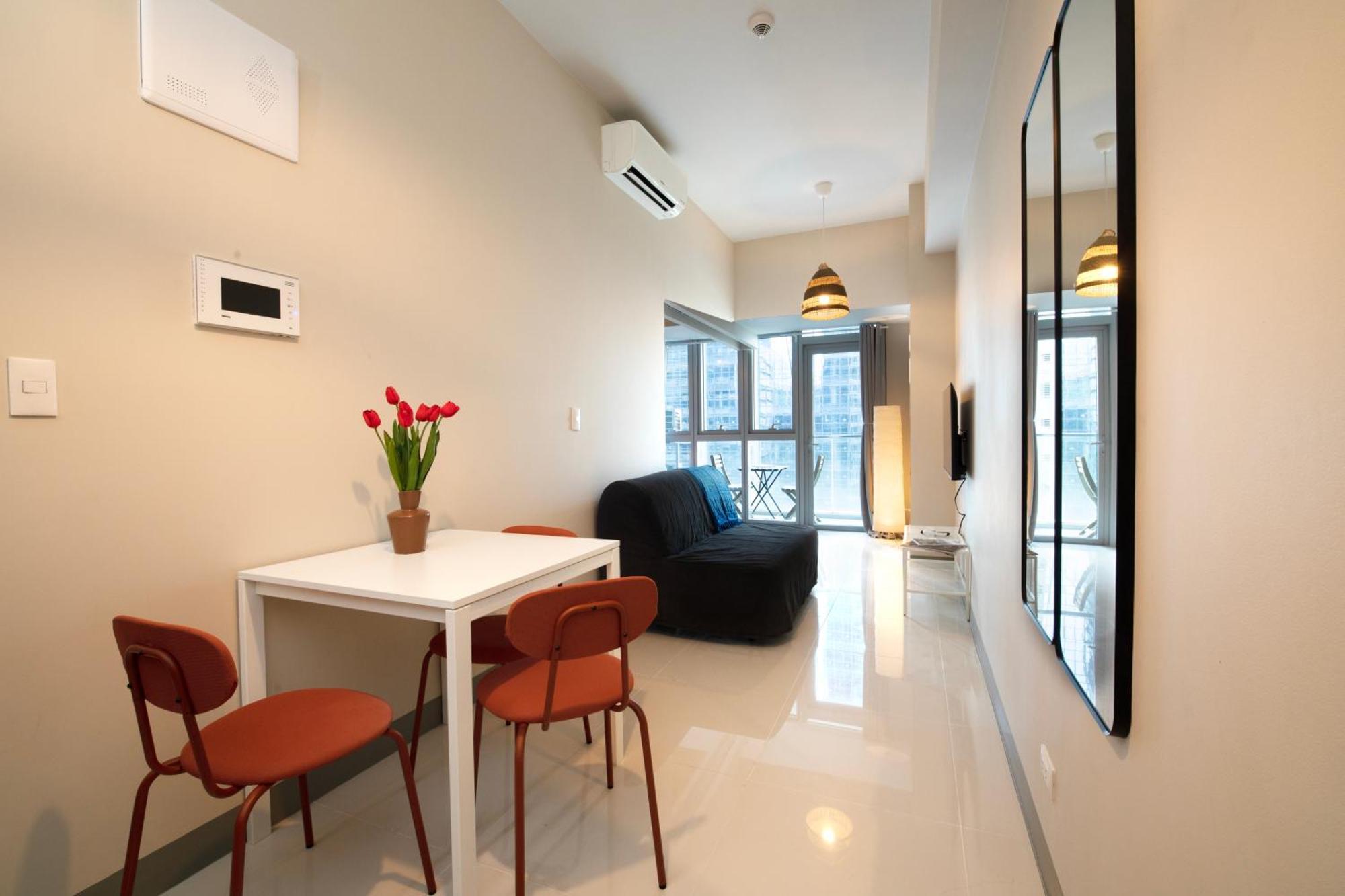 Uptown Parksuites Apartments Tower 2 Bgc By Ph Staycation Manila Exterior foto